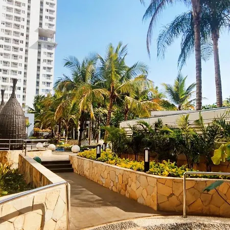 Vast! Metro Park Manhattan 2Br & Studio Jakarta Exterior photo