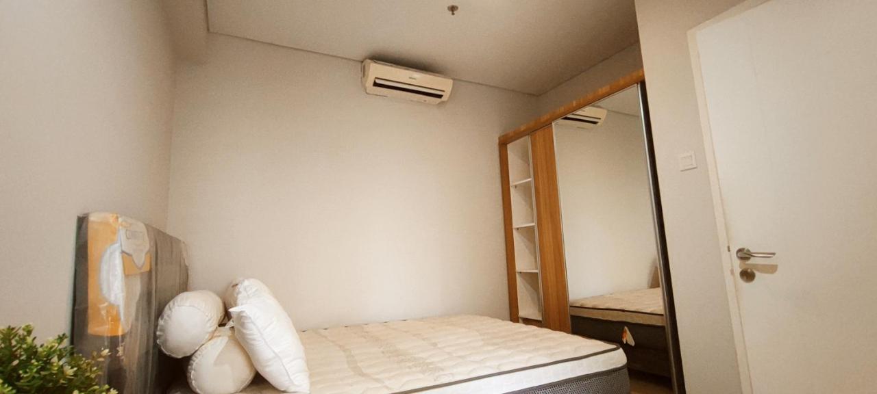 Vast! Metro Park Manhattan 2br & Apartment Jakarta